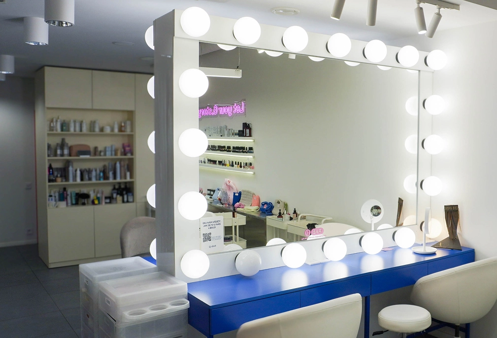 G&times;Bar beauty salon photo