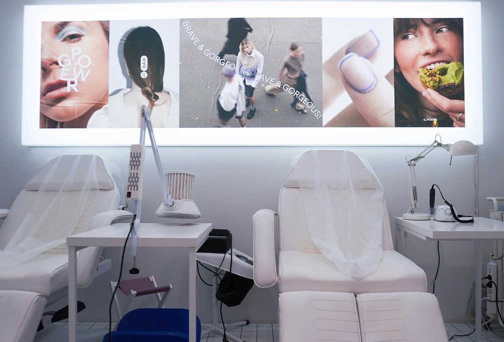 G&times;Bar beauty salon photo
